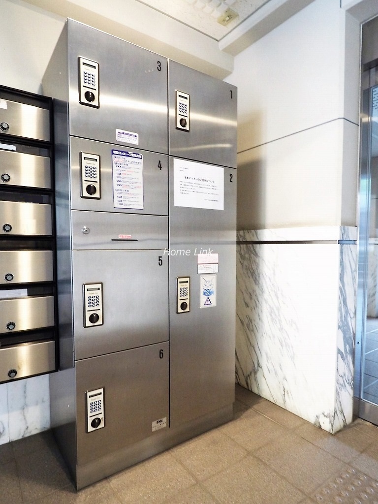 セザール第6赤塚公園　宅配ボックス